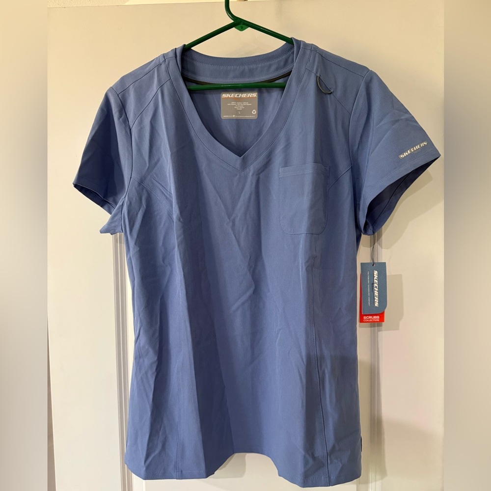 Skechers by Barco Dignity 1-Pocket V-Neck Tuck-In Top in ciel blue